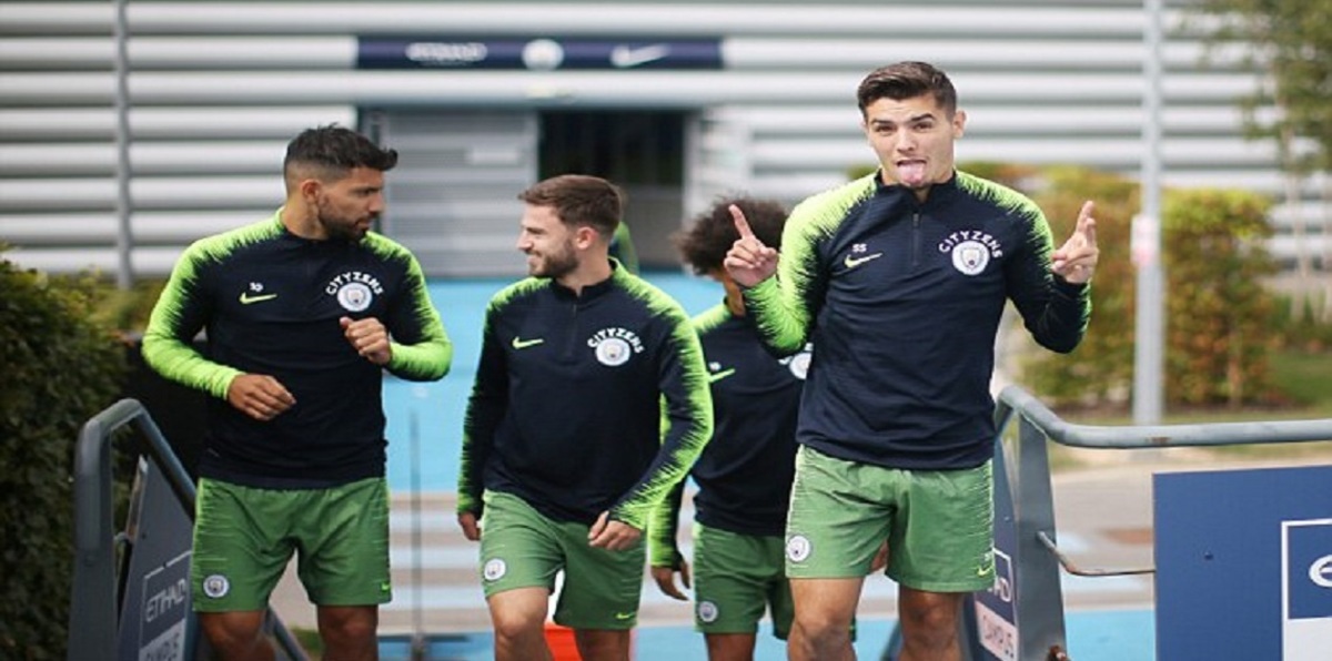 مانشستر سيتي يستعد لمباراة آرسنال بتدريبات غريبة (صور)