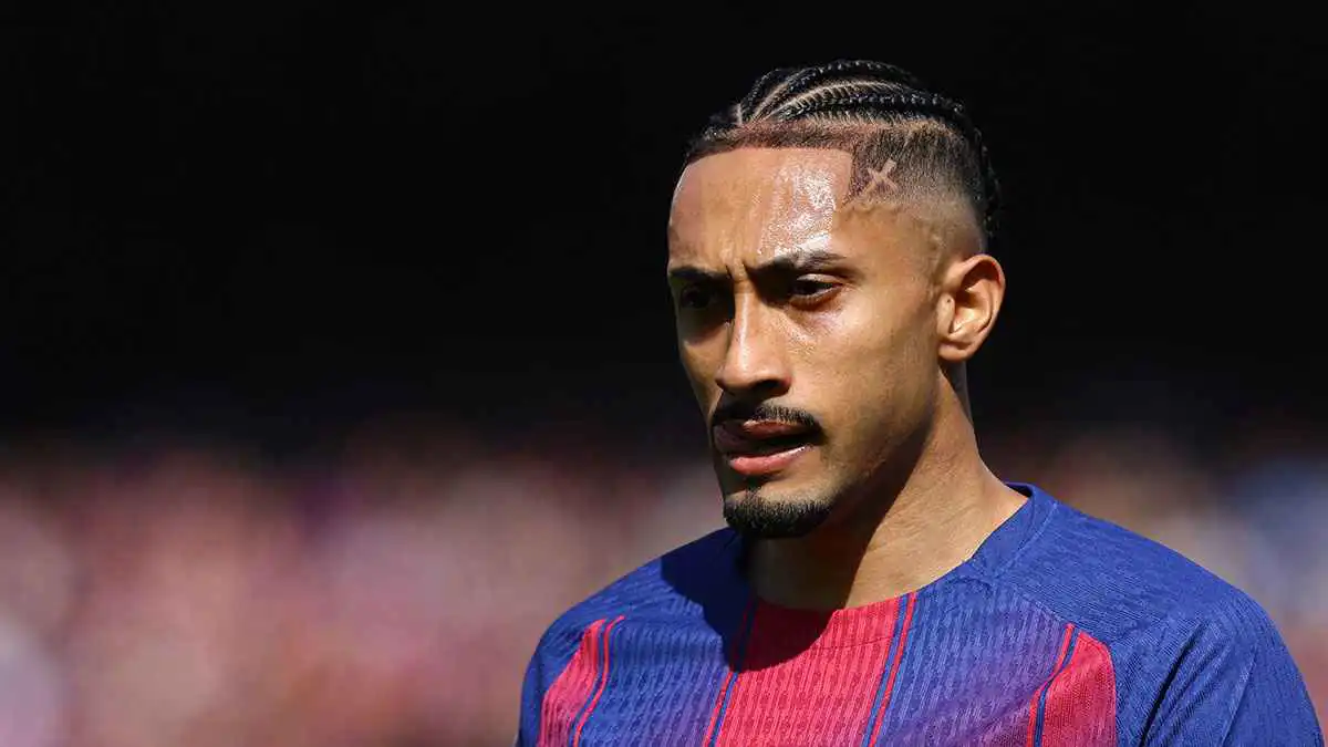 رافينيا يكبد برشلونة 5 خسائر فادحة