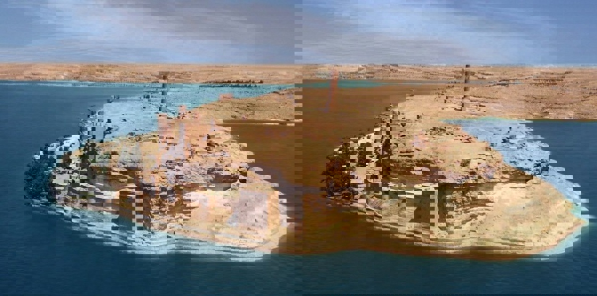 "بحيرة الأسد" تتحول إلى ممر لمحاربة تنظيم داعش والهرب منه