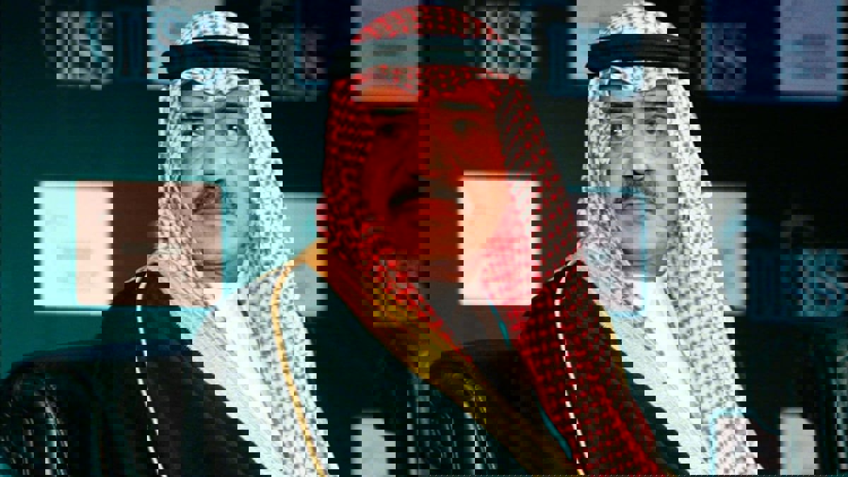 الأمير مقرن بن عبدالعزيز يعود للرياض بعد عملية جراحية ناجحة