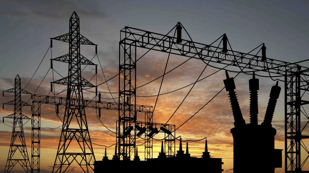 اليمن.. "الكهرباء" ترد على اتهامات تعمدها خلق أزمة مشتقات بترولية في عدن