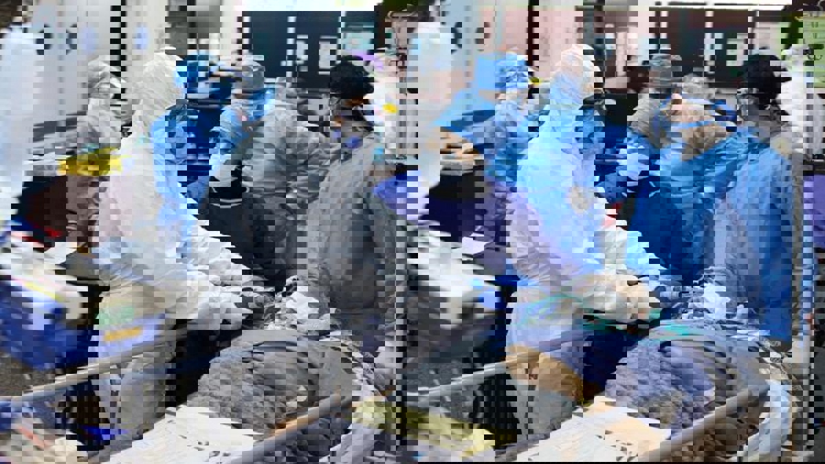 تقرير: إيران تختنق بكورونا والعقوبات وهبوط أسعار النفط