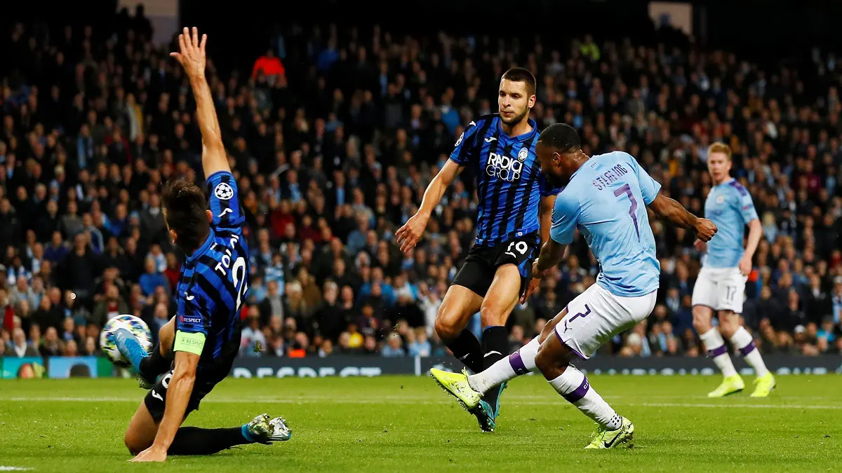 رحيم سترلينغ يتفوق على مبابي وديبالا في جائزة لاعب الجولة الثالثة بدوري أبطال أوروبا (صورة)