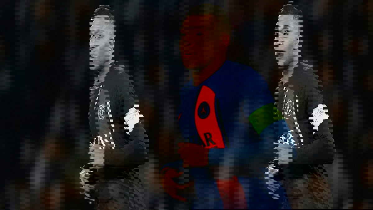 كيف أقنعت فايزة العماري مبابي بدفع 30% من أرباحه للأعمال الخيرية؟