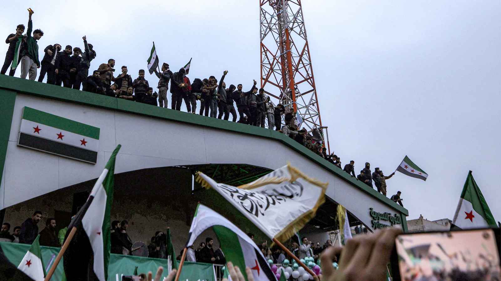 الداخلية السورية تفتح باب العودة للخدمة أمام "الجنود المنشقين"