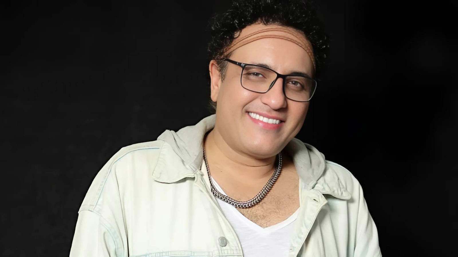 أثار انقساماً.. شقيق محمد رحيم يُقيم عزاء ثانياً له بمسقط رأسه