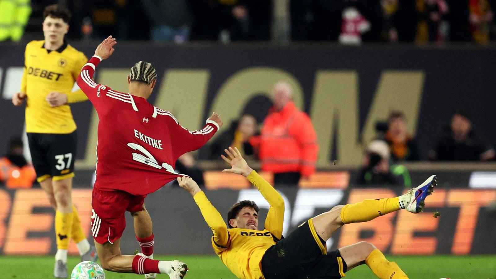 ترتيب الدوري الإنجليزي بعد خسارة ليفربول أمام وولفرهامبتون 