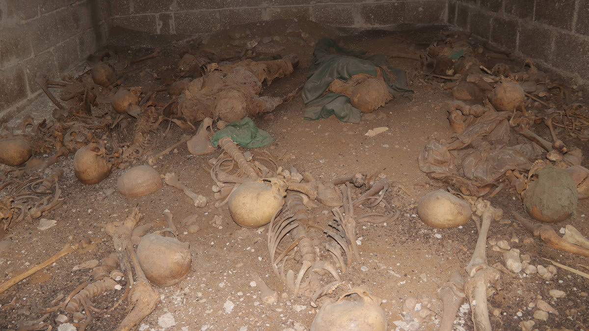 سوق الموتى.. تزايد ظاهرة نبش القبور في مصر