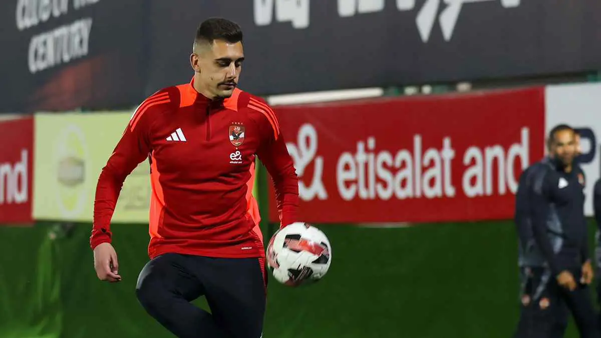ليس غراديشار.. أقرب مهاجم للرحيل نهائيًا عن الأهلي المصري