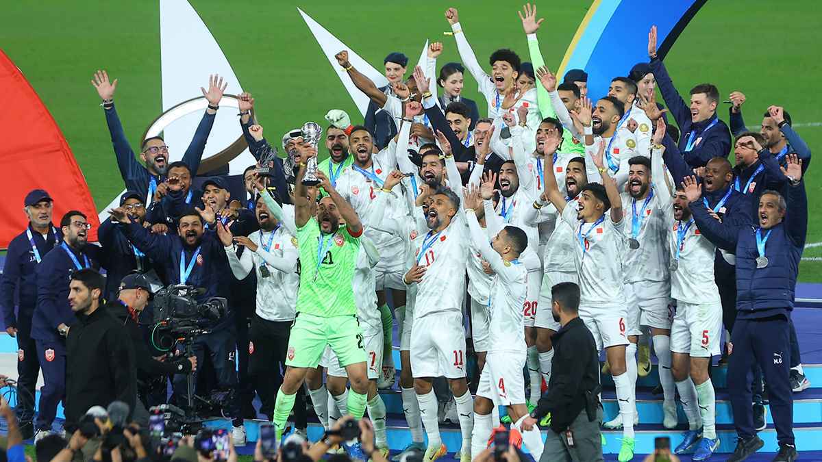 على رأسهم حارس البحرين ونجم السعودية.. أفضل 11 لاعبًا في "خليجي 26"