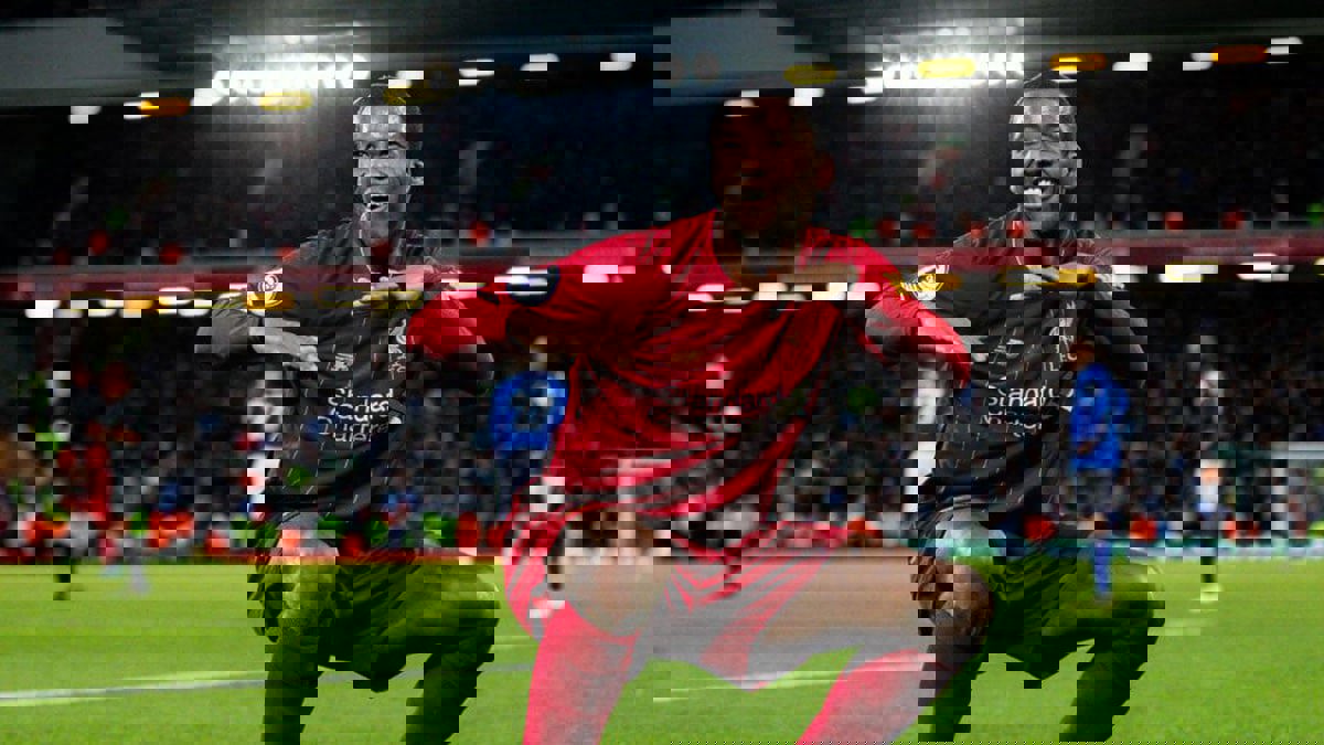 فينالدوم نجم ليفربول يقترب بقوة من برشلونة.. تعرف على تفاصيل الصفقة