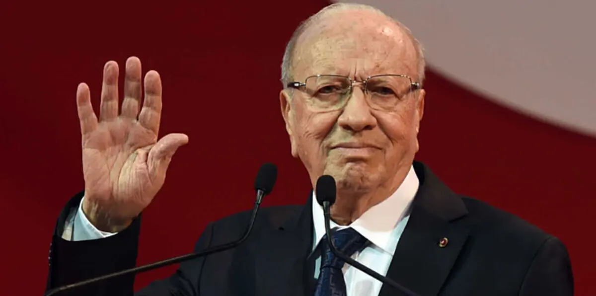 السبسي: لم أشارك بالثورة التونسية وساعدت الليبيين في التخلّص من القذافي