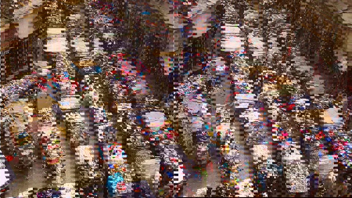 مصر تستعين بشركات أجنبية لتنظيم الأسواق وخبراء ينتقدون القرار