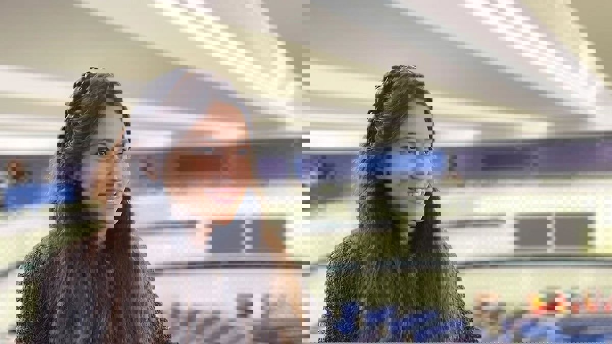 هادار مختار.. "فتاة تيك توك" تتحدى ساسة إسرائيل بحزب "فوق النار"