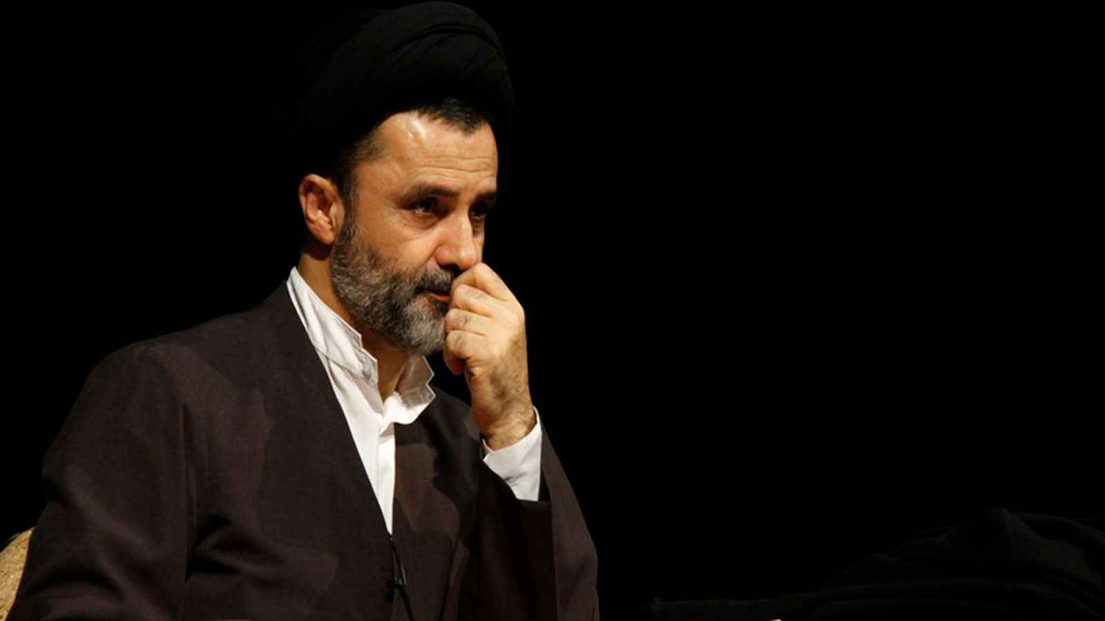 نائب إيراني: اكتشفنا شرائح تجسس في أحذية مفتشي "الطاقة الذرية"