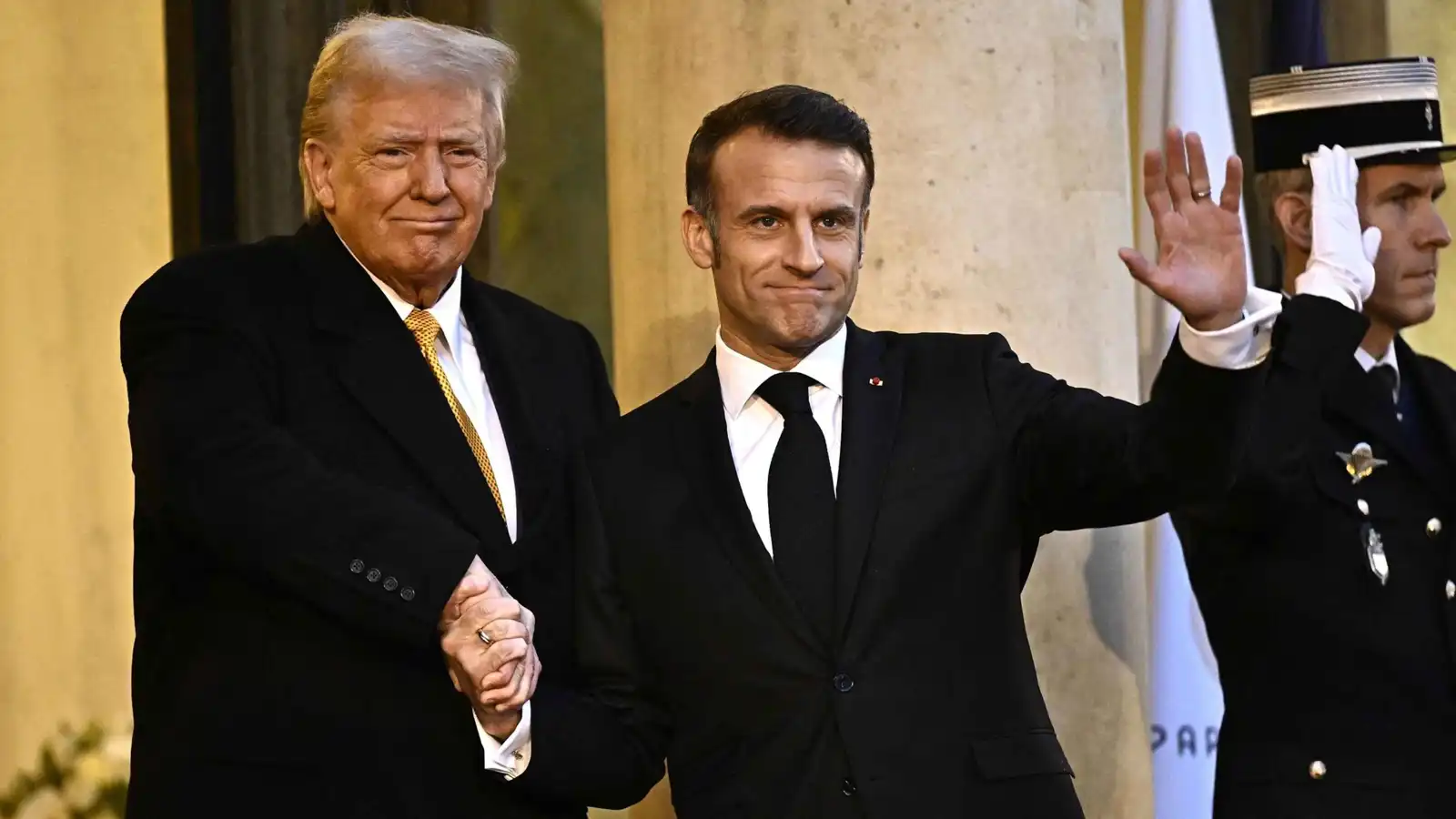 "هآرتس": مبادرة ماكرون للدولة الفلسطينية حفّزت إطلاق "خطة ترامب"