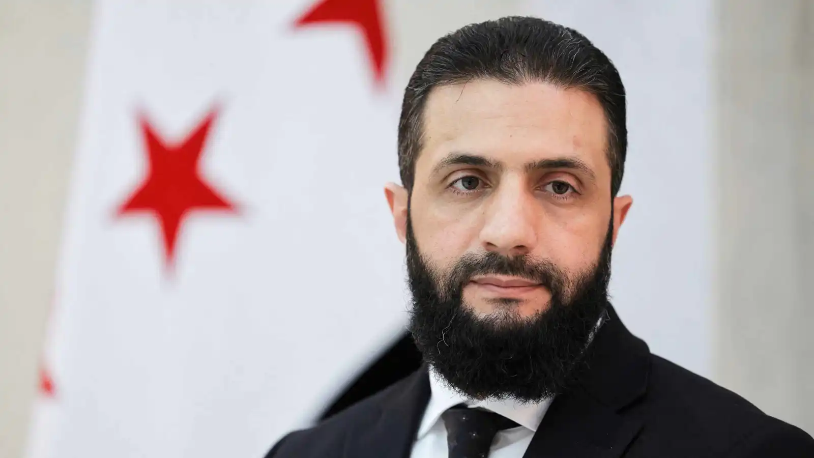 مهارات الشرع في البلياردو تشعل مواقع التواصل الاجتماعي (فيديو)