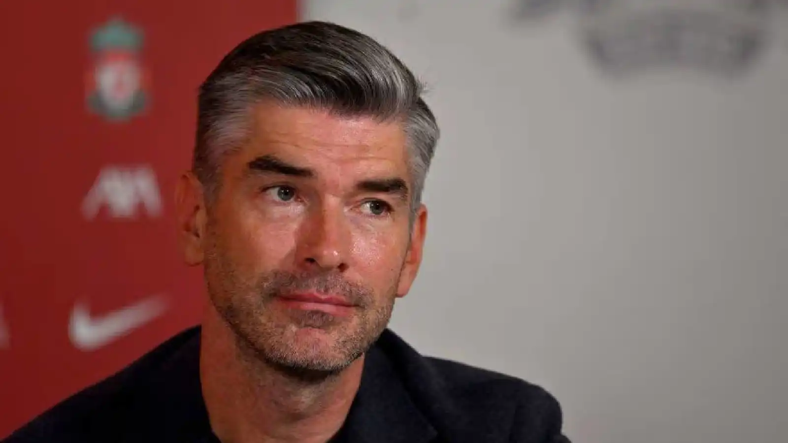 مفاجأة.. المدير الرياضي لـ"ليفربول" على أعتاب الهلال السعودي