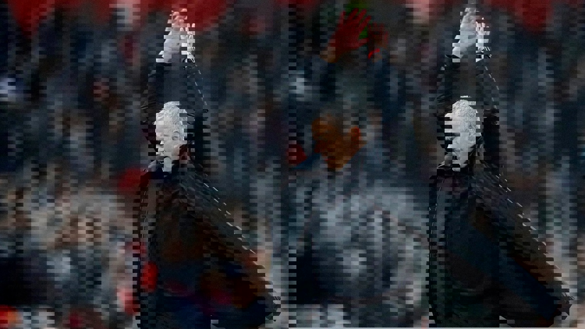 كم أنفق مانشستر يونايتد على المدربين منذ اعتزال أليكس فيرغيسون؟ (صورة)