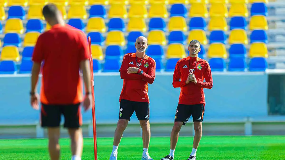 إذا كنتم تريدون آسيا فأحضروا مهاجماً.. بيولي يفاجئ إدارة النصر السعودي