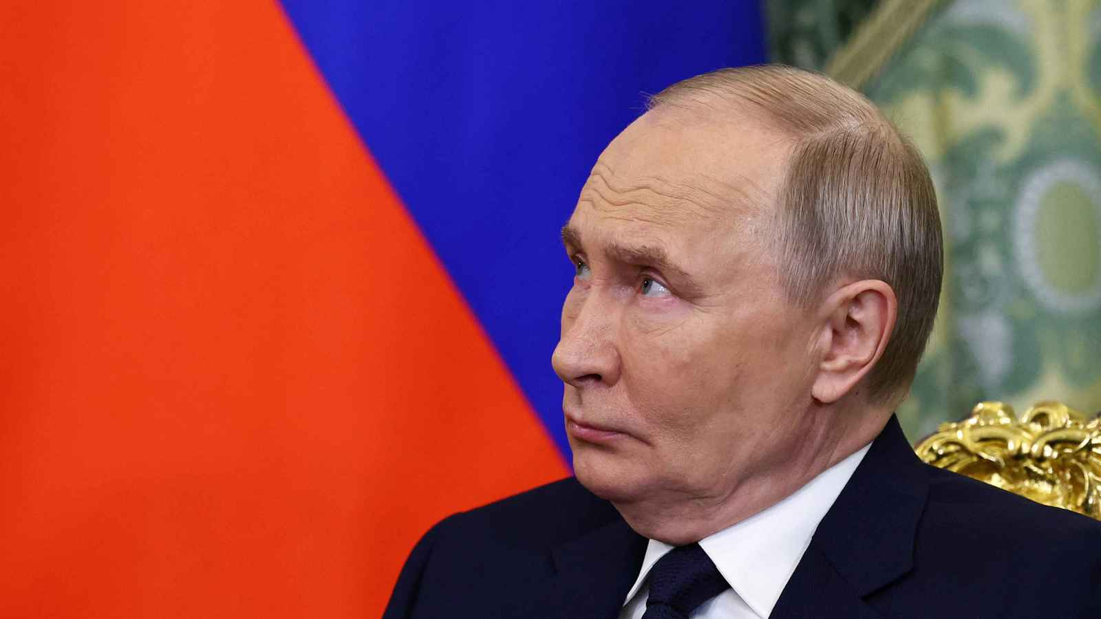 بوتين: روسيا ملتزمة "بحل شامل" للأوضاع في سوريا