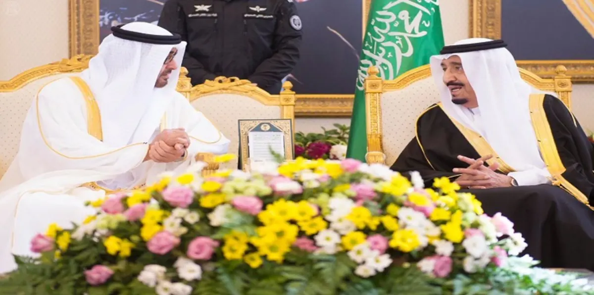 الملك سلمان ومحمد بن زايد بقصر العوجا في الرياض (صور وفيديو)