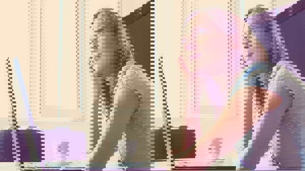 دراسة: شرود الذهن يولد أفكارا مبدعة