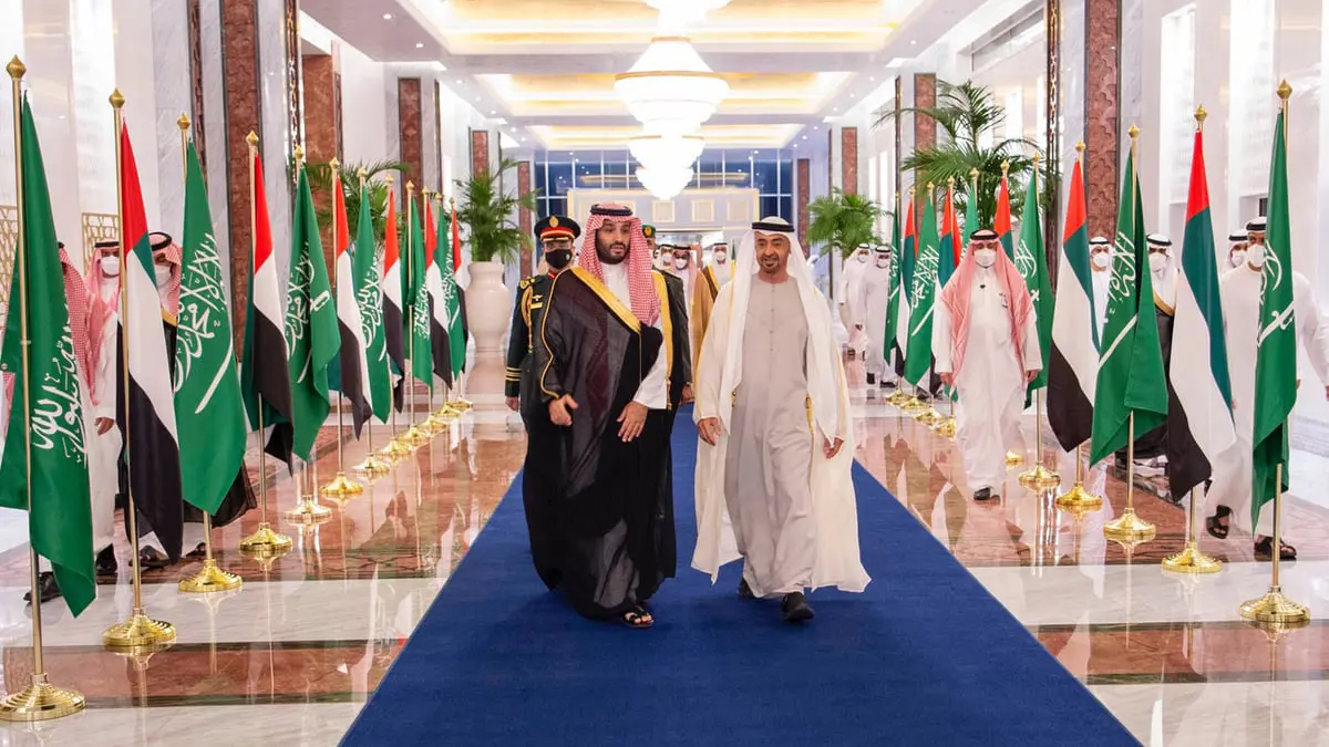 في محطته الخليجية الثانية.. ولي العهد السعودي يصل إلى أبوظبي