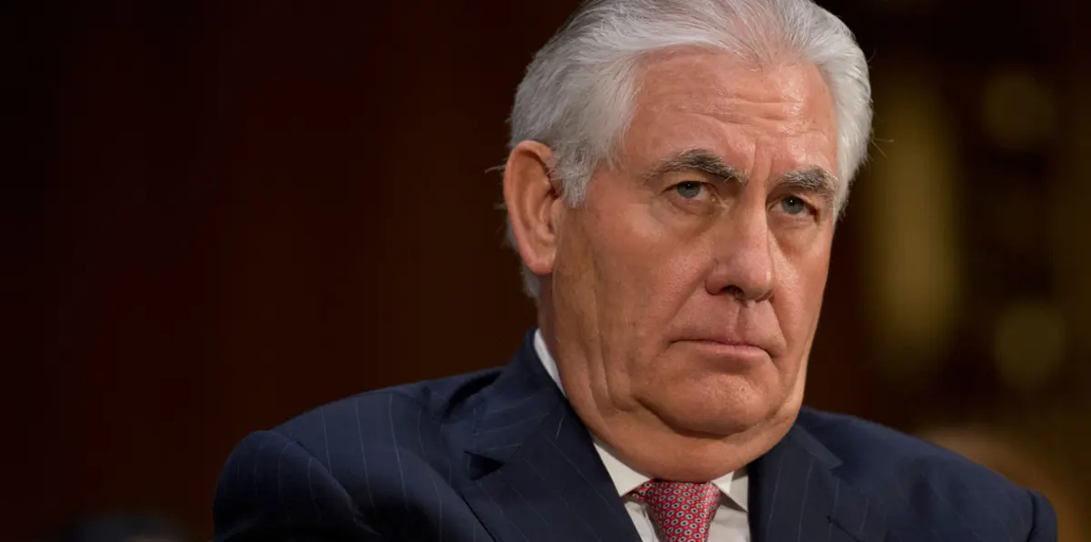 تقرير أمريكي: “الغزو” السعودي للدوحة.. قصة صنعتها مخابرات قطر وروجها ودفع ثمنها تيليرسون