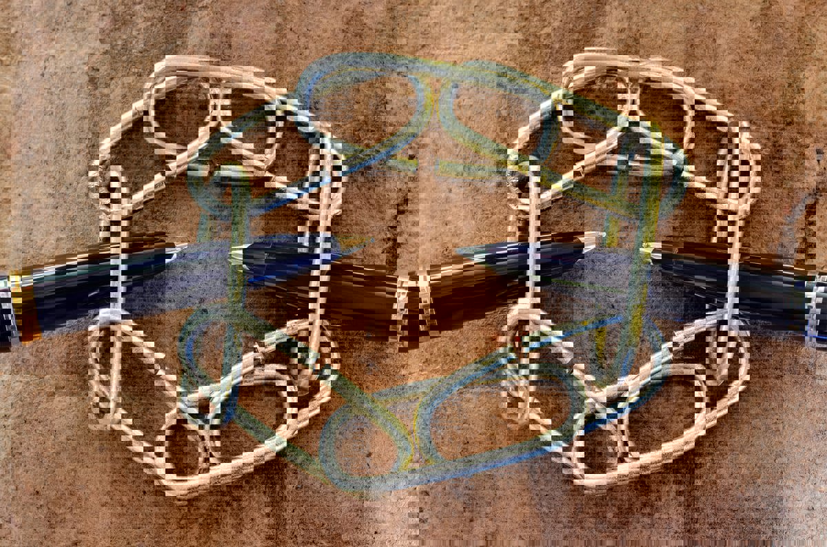 بعد فوز "قناع  بلون السماء" بجائزة البوكر.. إليك أبرز روائع أدب السجون