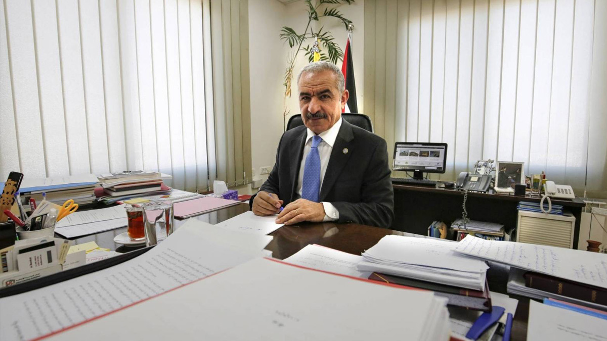 اشتية: قرارات أمريكا أسوأ من نص "صفقة القرن"