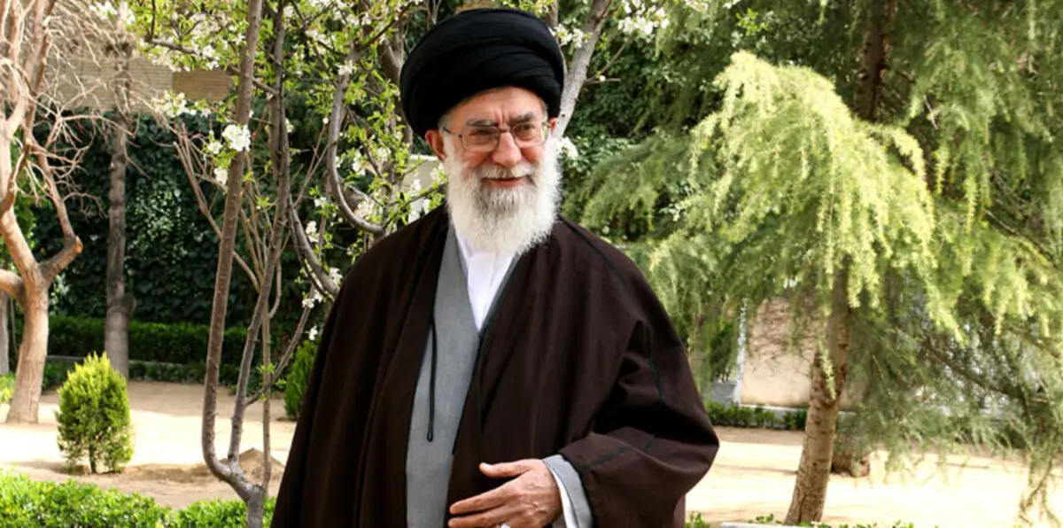 هل يوجد تناقض في عملية صنع القرار الإيراني؟