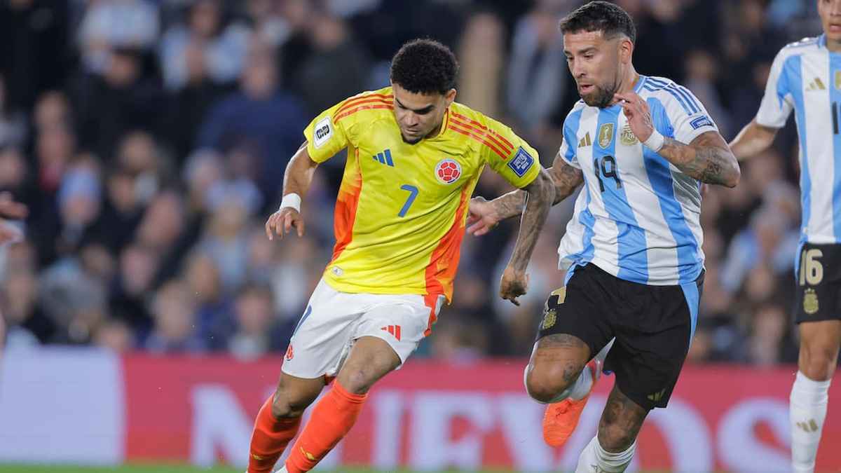 نجم ليفربول يسجل هدفا خياليا في شباك منتخب الأرجنتين (فيديو)