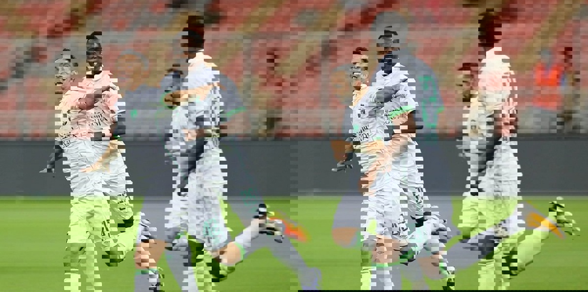 اليوناني فيتڤا والبرازيلي ليوناردو يطلبان فسخ تعاقدهما مع النادي الأهلي السعودي