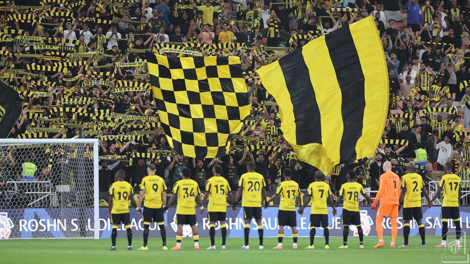 نجم كبير.. أكثر لاعب أثار استياء جمهور الاتحاد أمام الاتفاق 