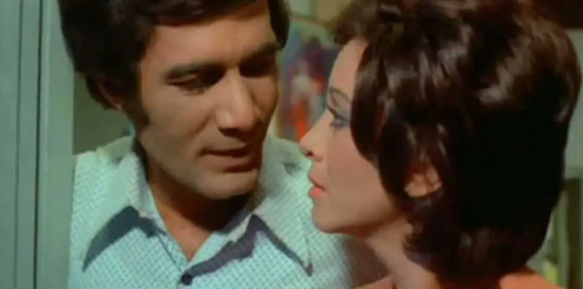 محمود ياسين يروي لـ"إرم نيوز" قصة أول قبلة لـ"فاتن حمامة"