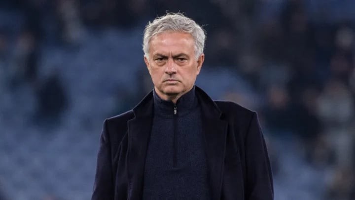 مورينيو يكشف توقعاته لبطل يورو 2024 والوصيف وأفضل هداف