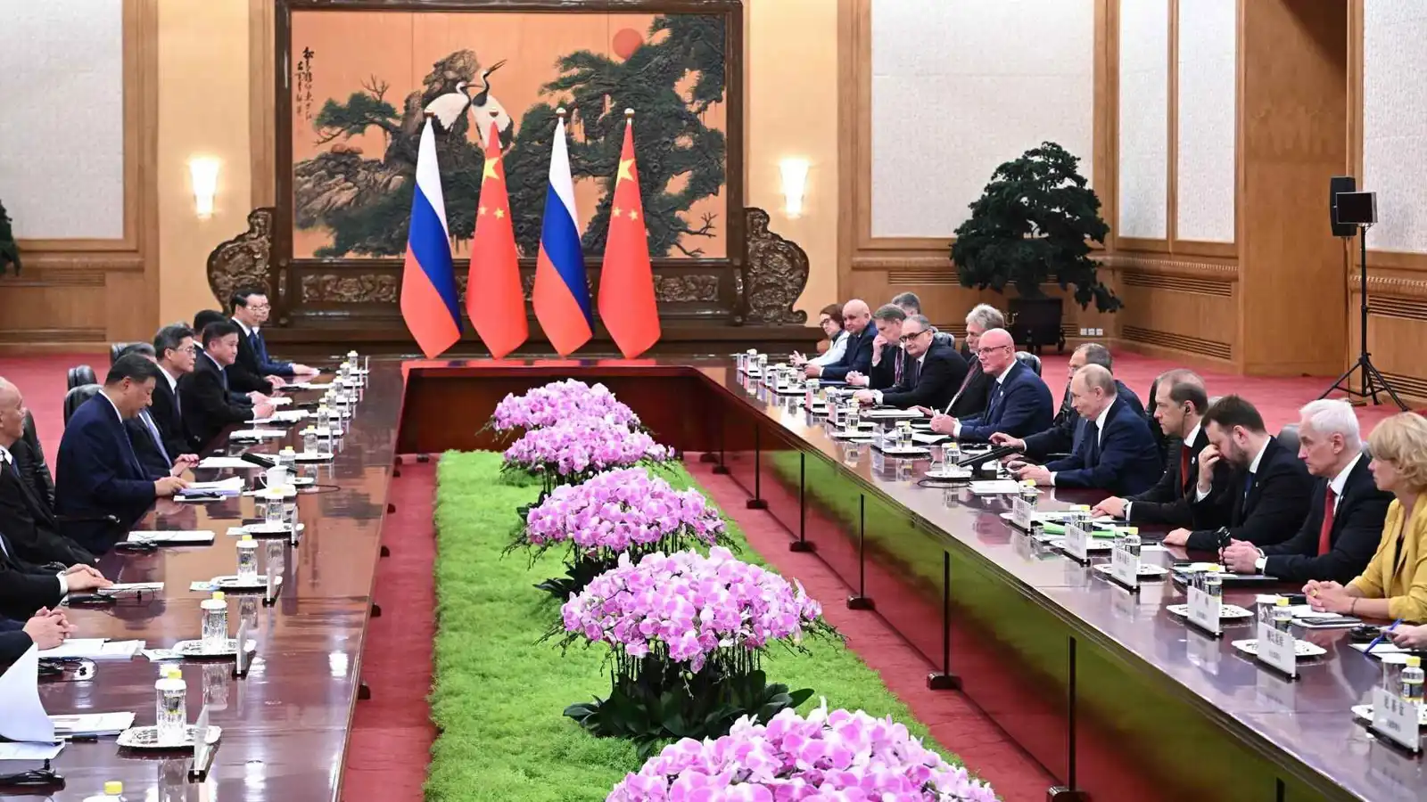 التنين الصيني والدب الروسي.. "تحالف الضرورة"؟