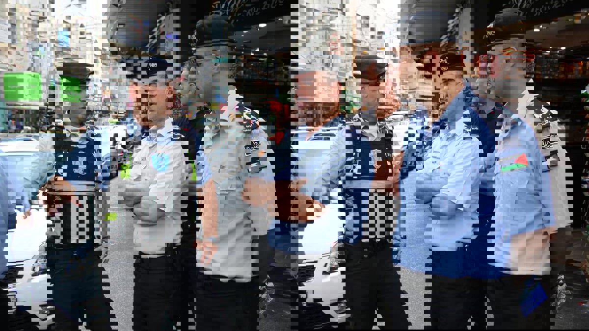 عصابة نسائية في الأردن تسرق المتاجر بعد تهديد أصحابها بالتحرش الجنسي