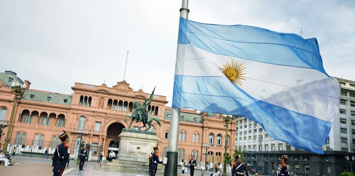 الأرجنتين تعتقل مواطنين للاشتباه في صلتهما بحزب الله