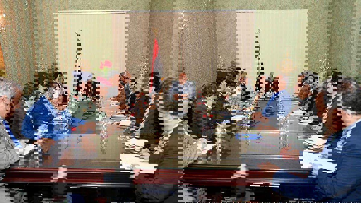 مجلس القيادة اليمني يقيل قادة عسكريين متورطين في أحداث شبوة