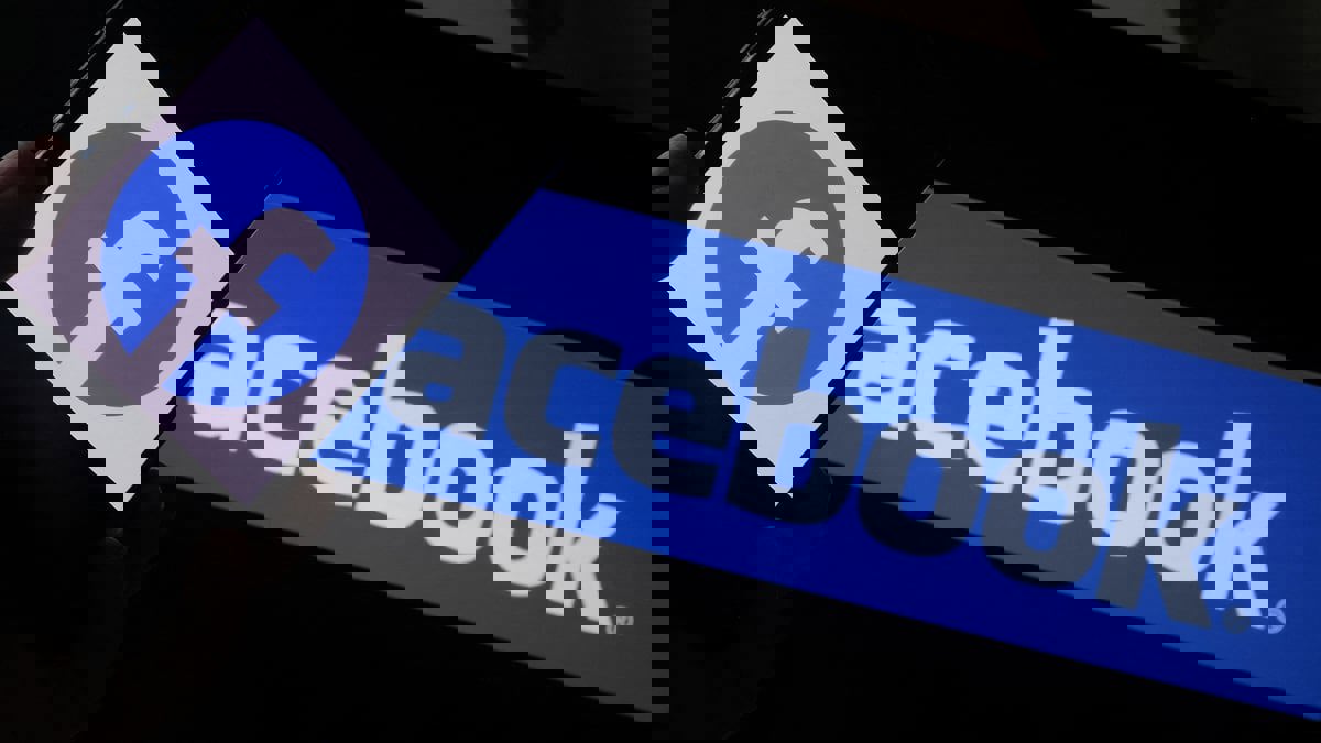 معلومات كشفتها مسرّبة وثائق داخلية لفيسبوك تواصل إغراق الشركة