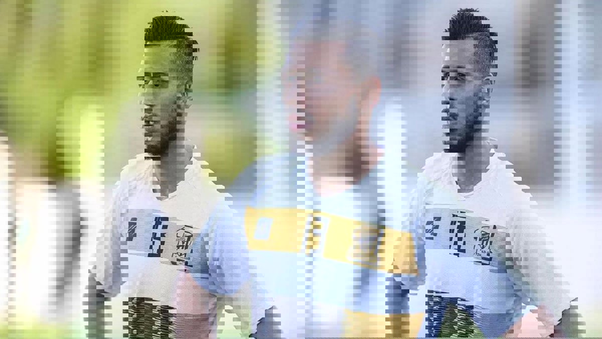 صحيفة: أنيس البدري ادعى الإصابة لعدم المشاركة في مباراة الاتحاد ضد الأهلي