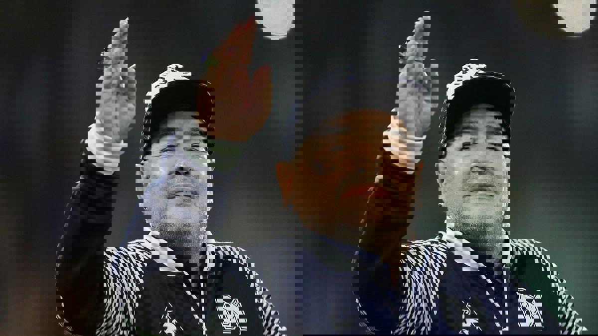 لجنة التحقيق في وفاة مارادونا تثبت وجود إهمال طبي