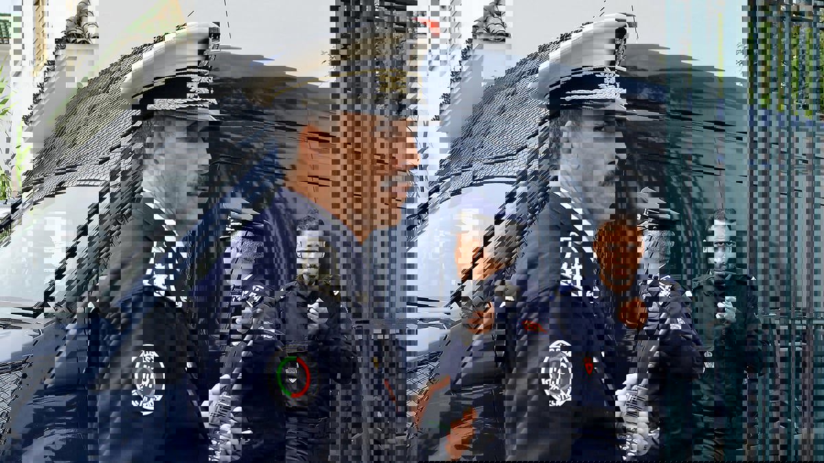 أبرزهم "ولد الشينوية".. اعتقال عدد من مشاهير التواصل في المغرب