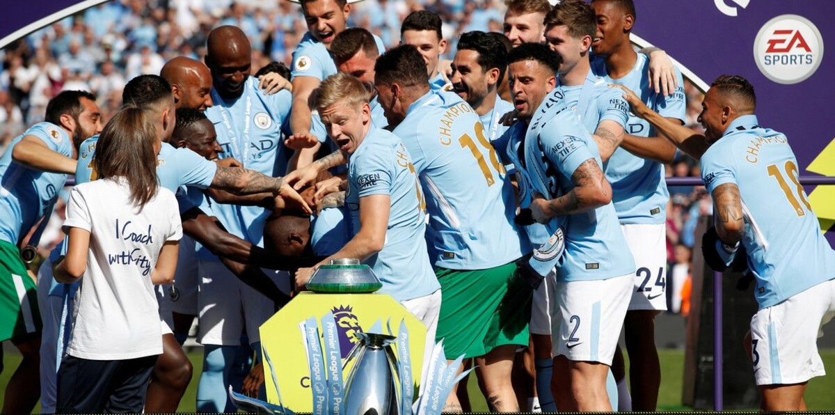 مزاح بين راموس وغوندوغان بعد سقوط كأس الدوري الإنجليزي (صورة)