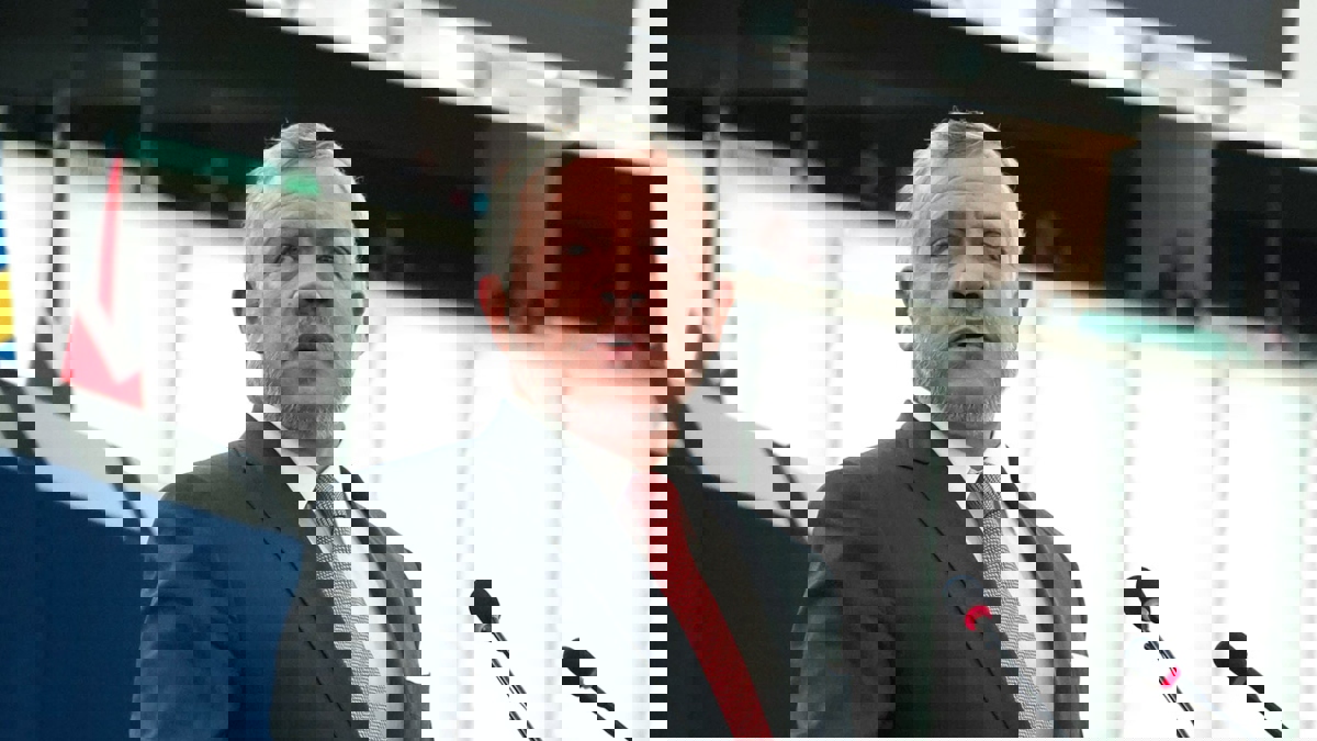 العاهل الأردني يحذر من "حرب شاملة" في الشرق الأوسط