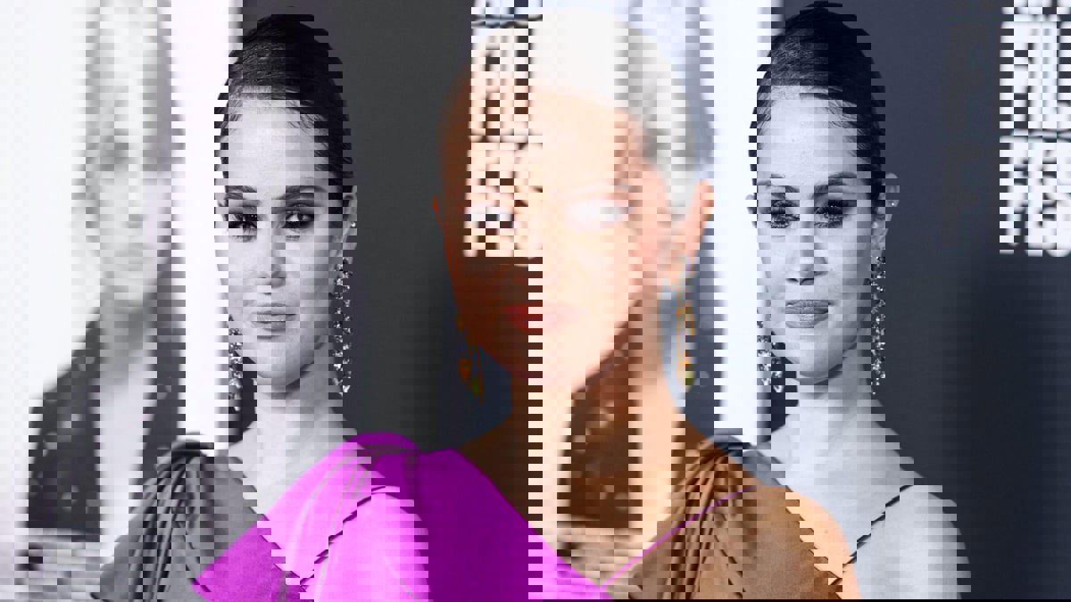 سيلينا غوميز ترد على منتقدي شكل جسدها