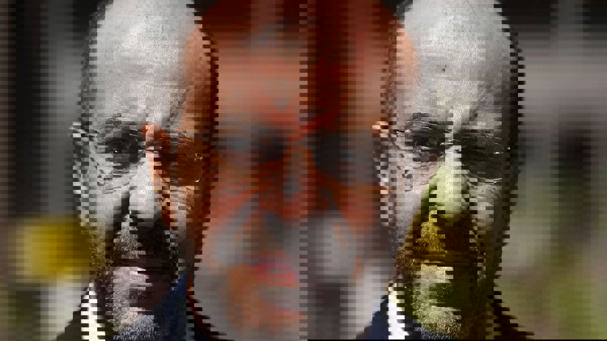 فرنسا تفرج عن بلحسن الطرابلسي شقيق زوجة الرئيس التونسي الأسبق بن علي