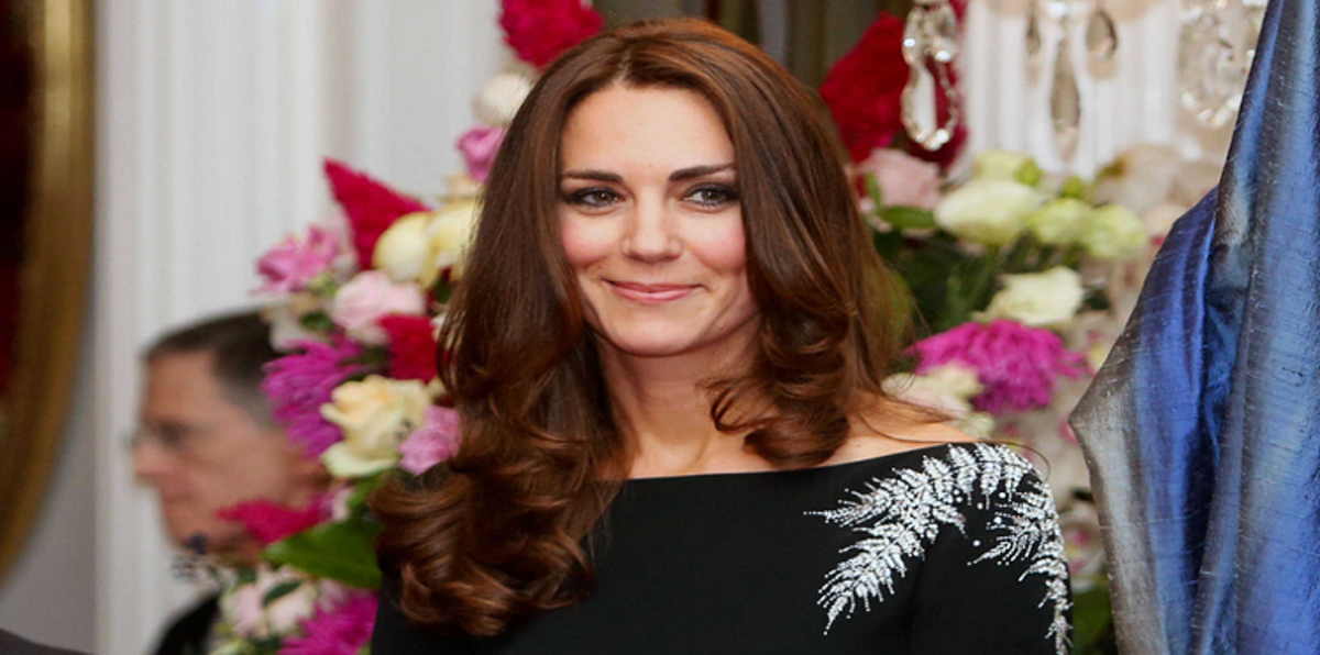 فستان زفاف "كيت ميدلتون" أمام القضاء (صور)